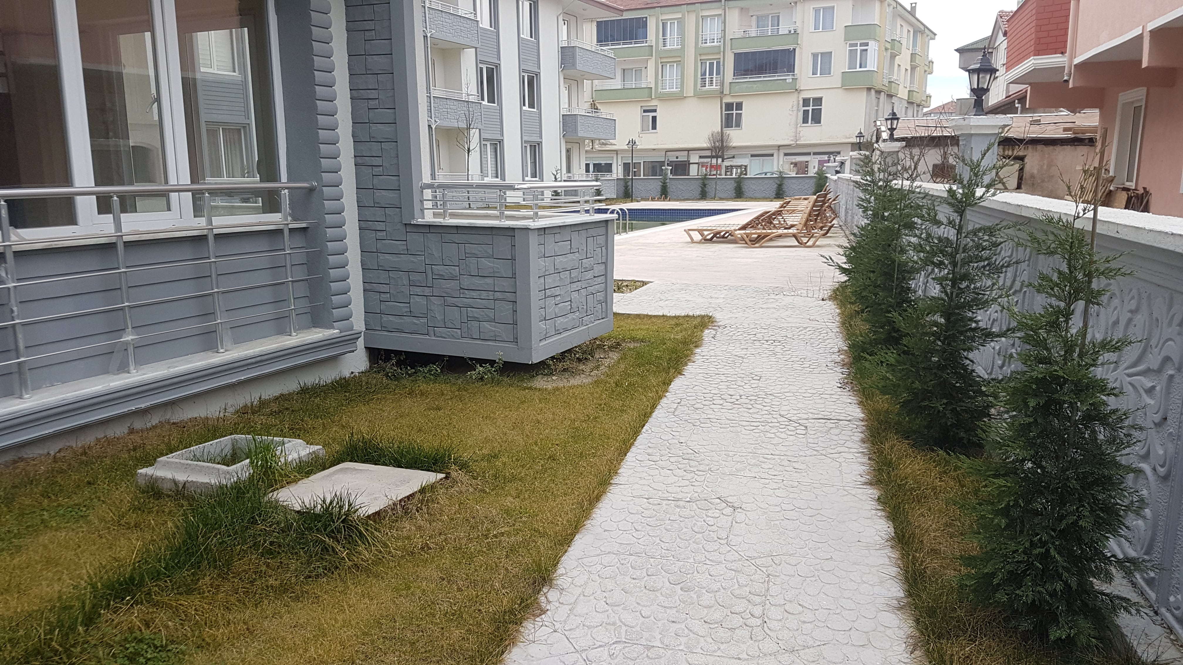 Karasu Satılık Yazlık Müstakil Denize Sıfır Bahçeli daireler