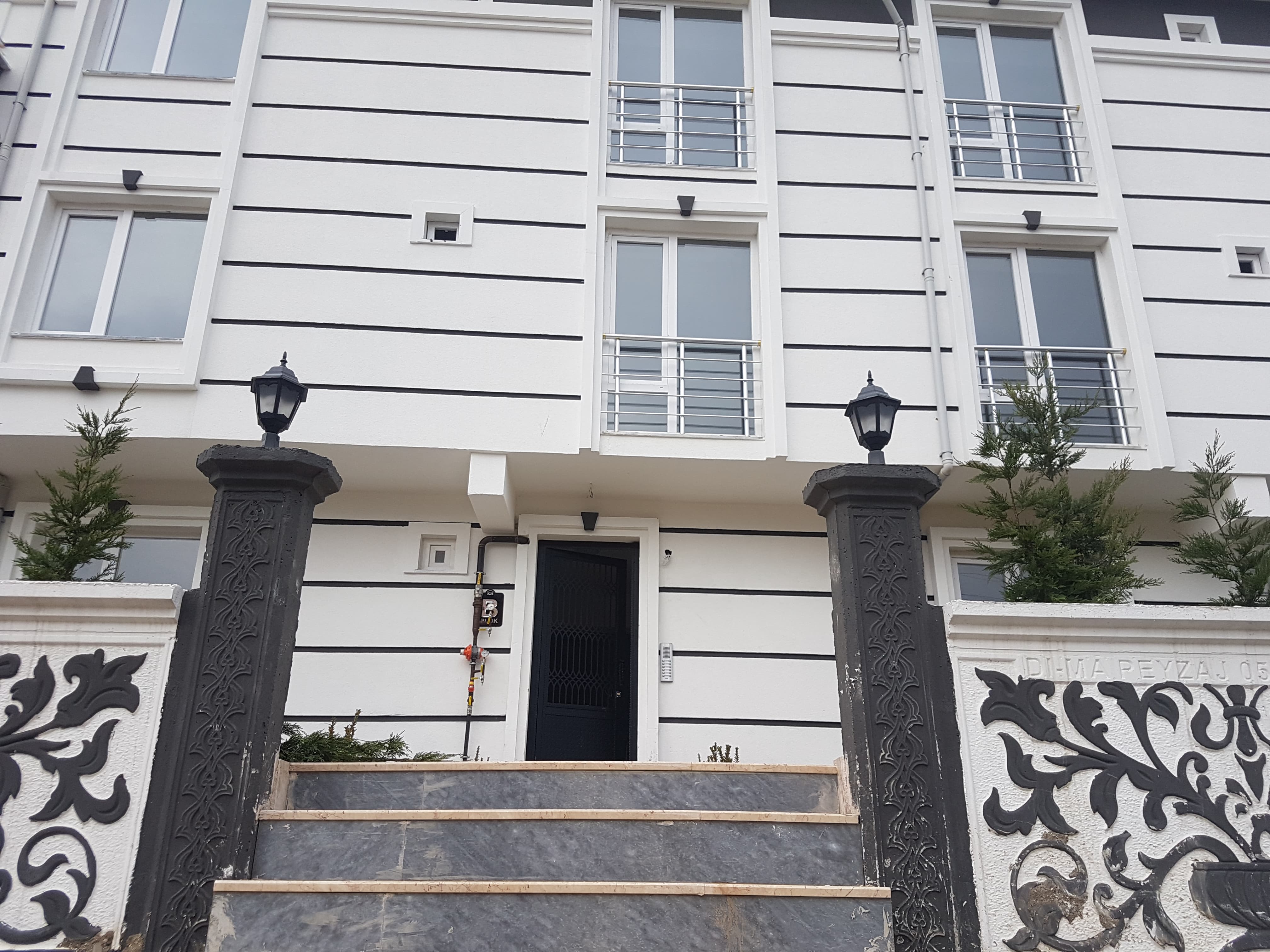 Karasu Satılık Yazlık Muhteşem Daireler Denize Sıfır Manzaralı Evler